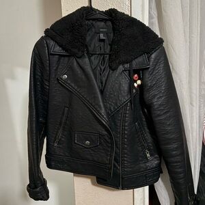 Forever 21 Black Leather Jacket with Fuzzy Collar